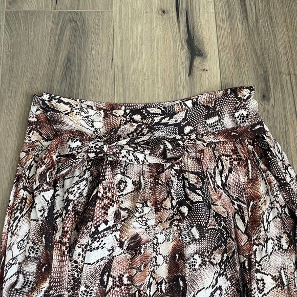NEW Melissa Obadash Size Large Skirt Elsa Belted Snake Print Voile Maxi Skirt - Picture 7 of 13